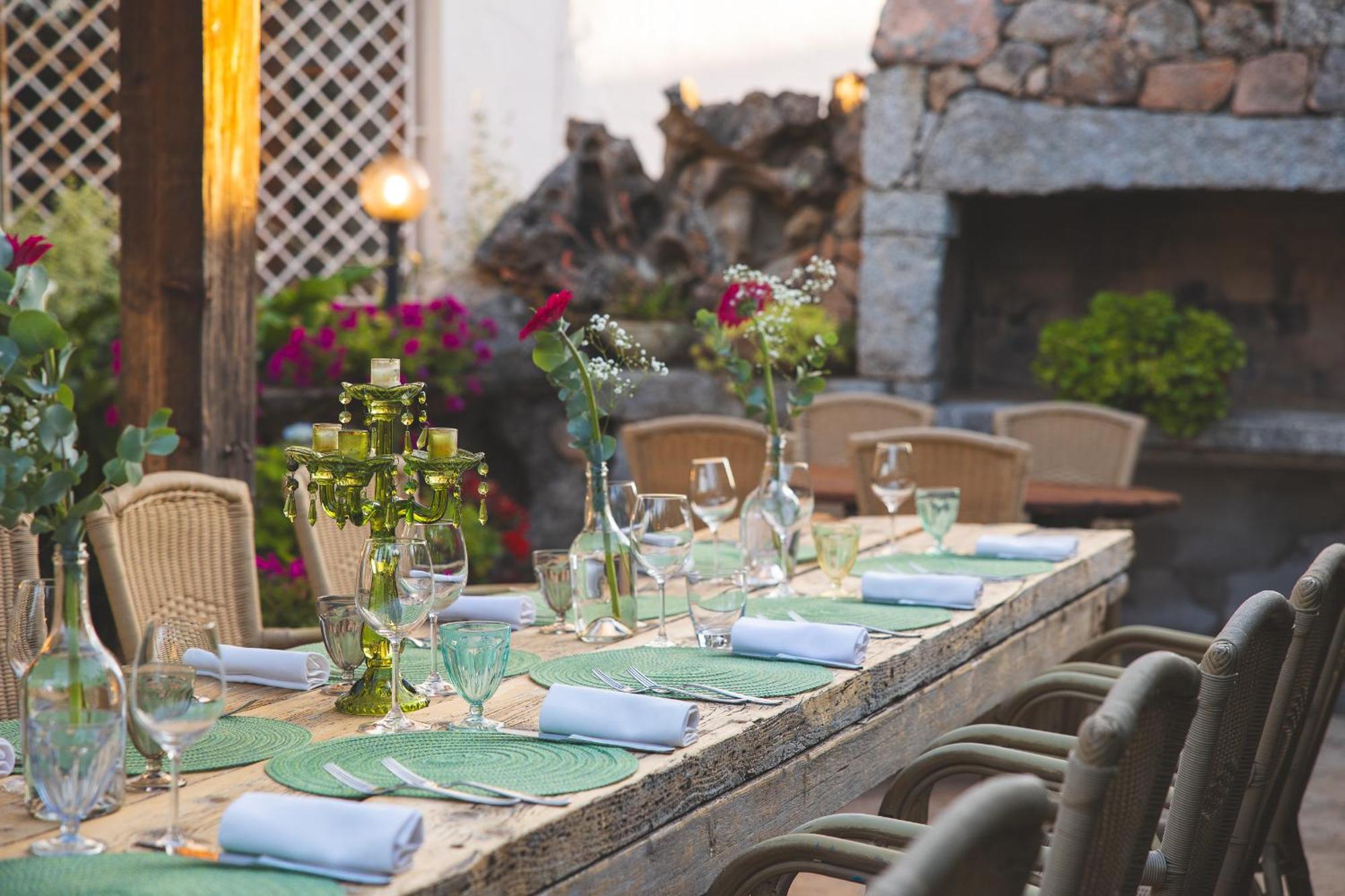 Hotel Ristorante S'Astore Benetutti Экстерьер фото