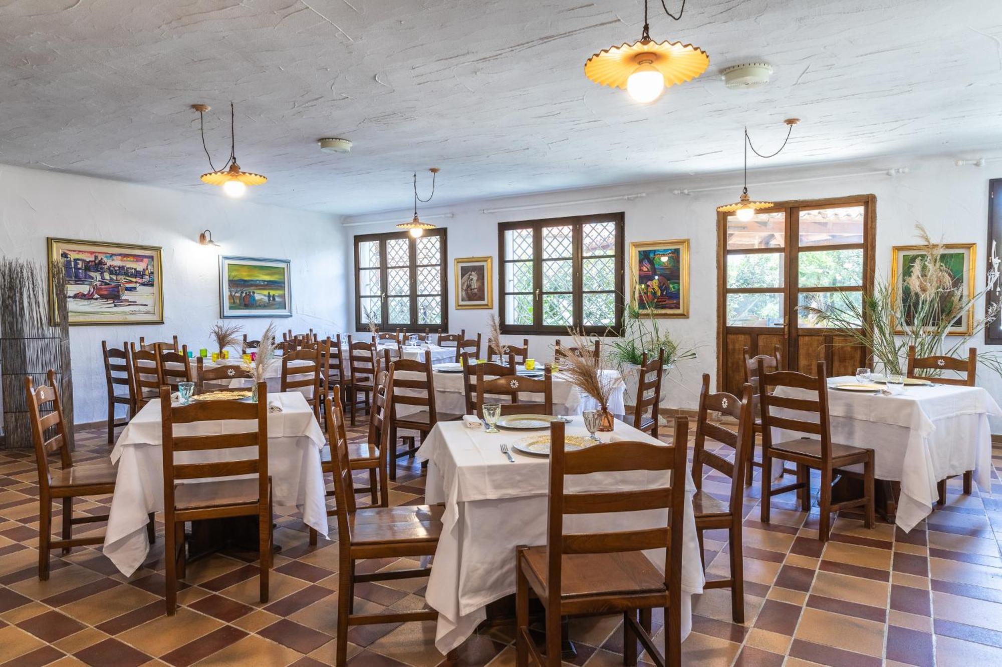 Hotel Ristorante S'Astore Benetutti Экстерьер фото