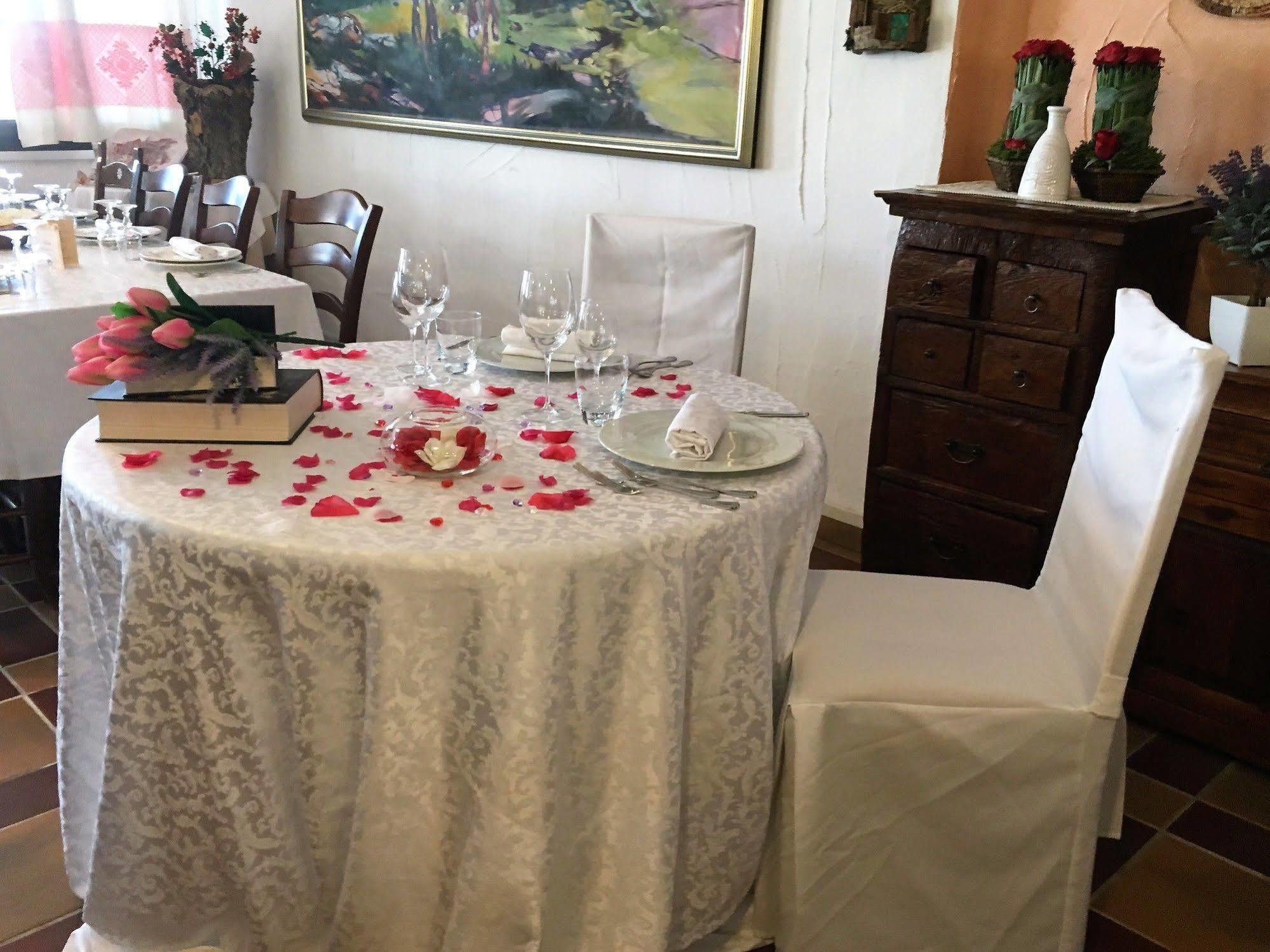 Hotel Ristorante S'Astore Benetutti Экстерьер фото